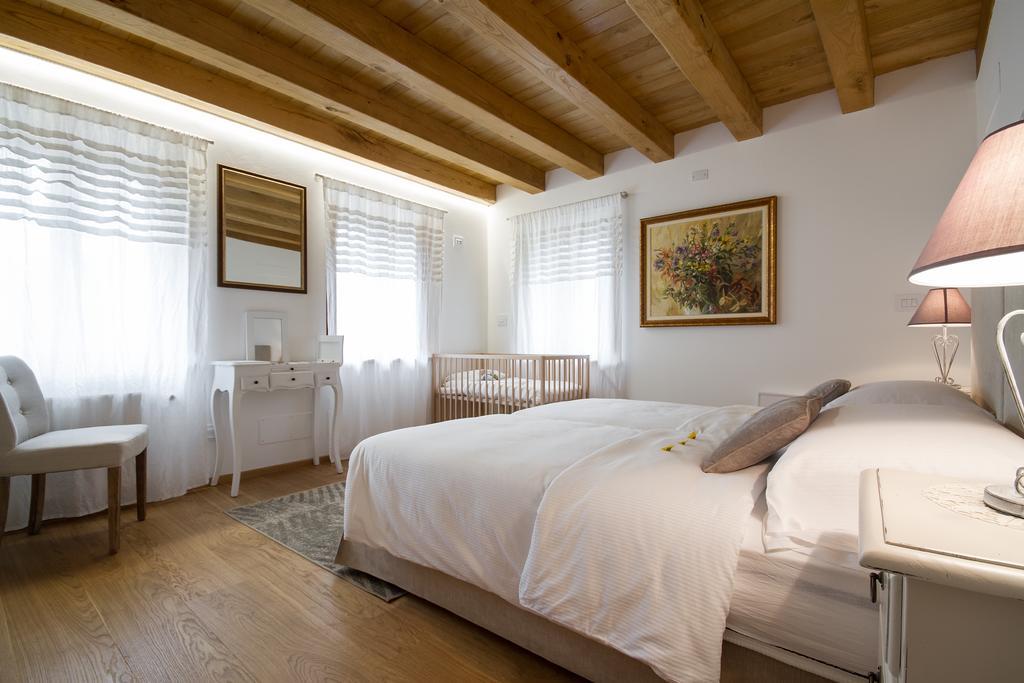 Casa Sittaro Villa Grimacco Rom bilde